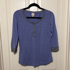 Mossimo Supply Co. Women's 3/4 Sleeve Henley - Purple and Gray